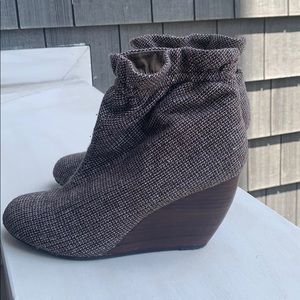 Ankle boots